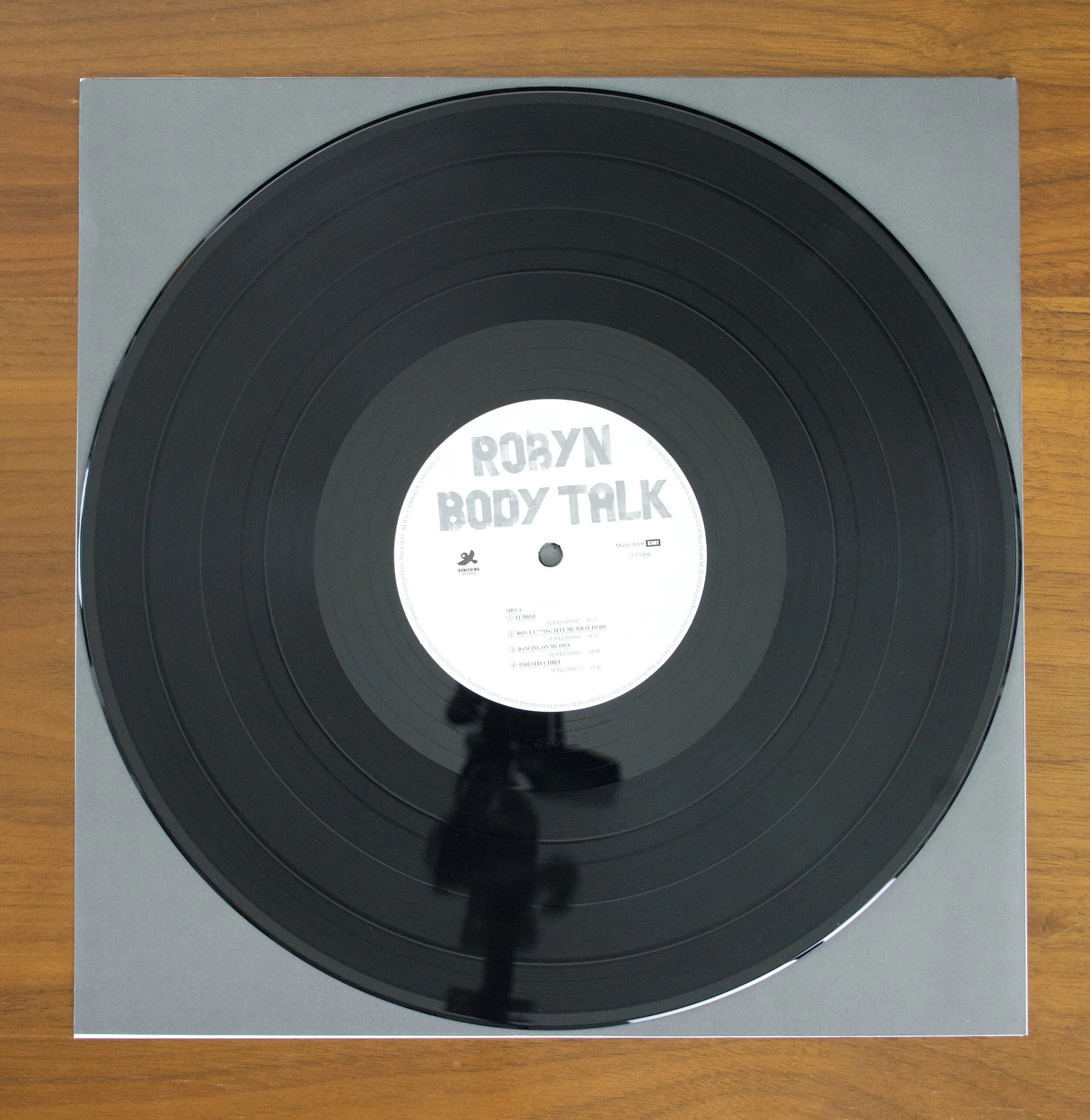 Reveal 0054: Robyn - Body Talk — Vinyl Reveals